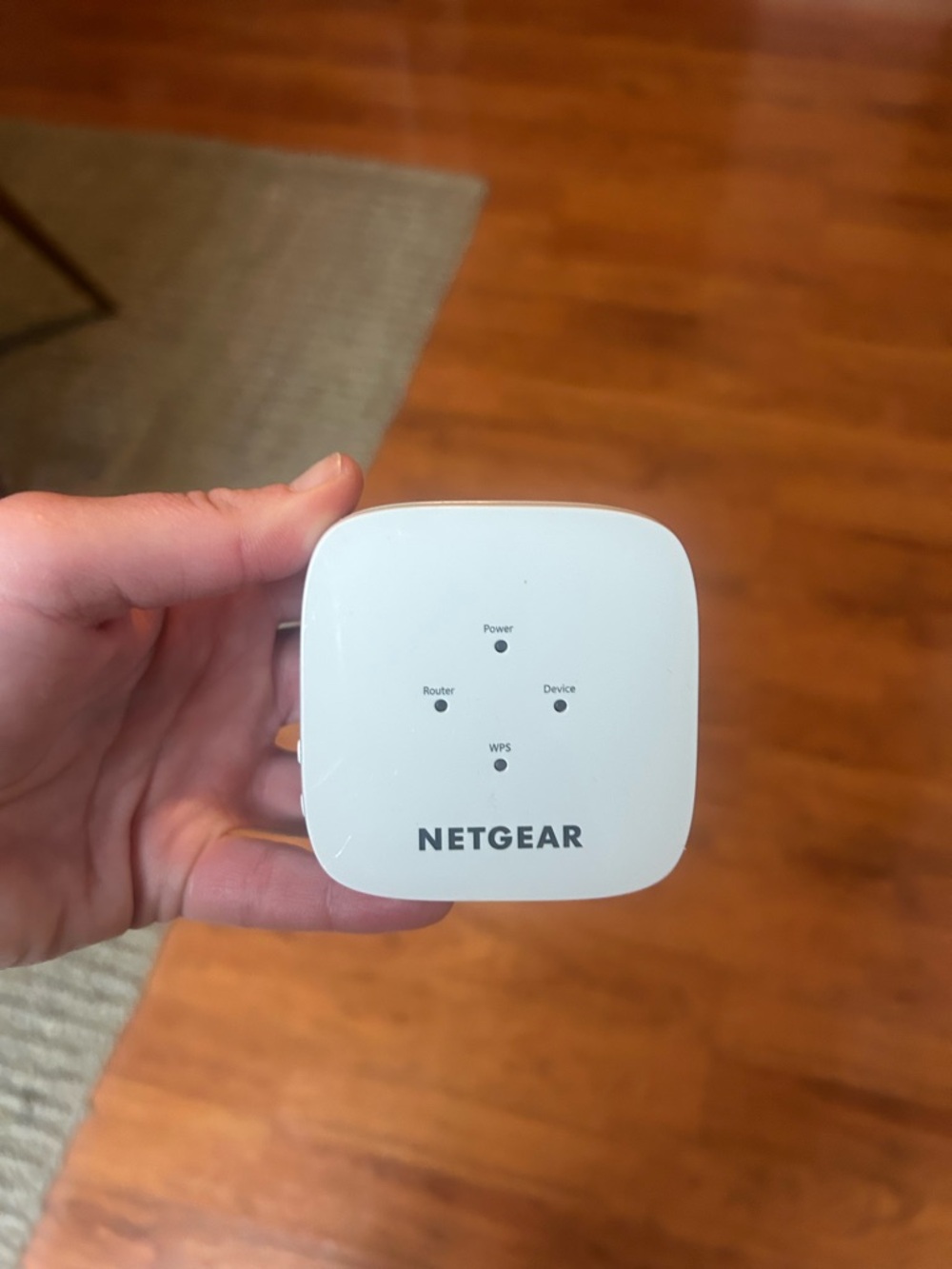 NETGEAR | AC750 WiFi Range Extender (EX2800) - Picture 5 of 10